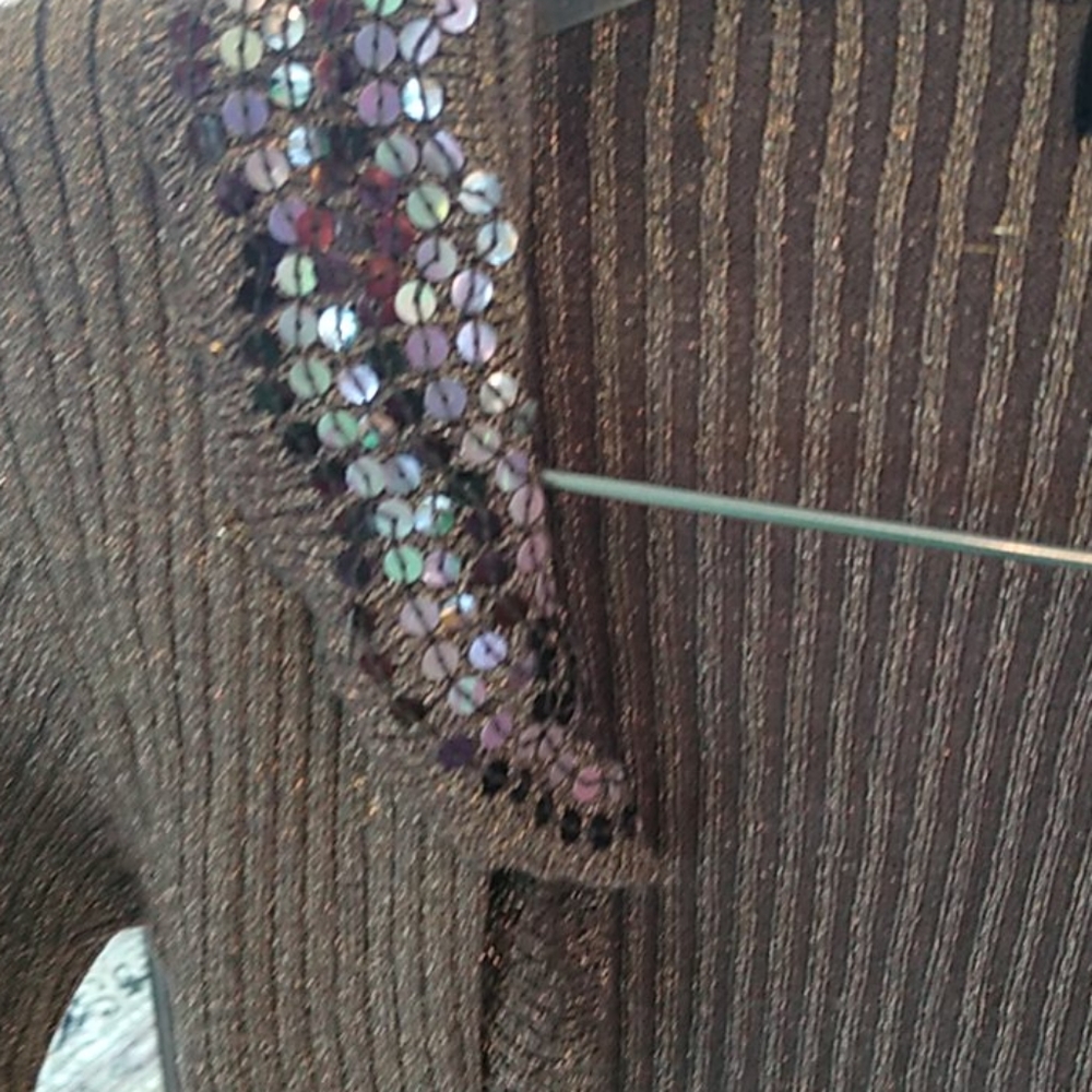 Claire.dk Cardigan Sweater - Picture 3 of 8